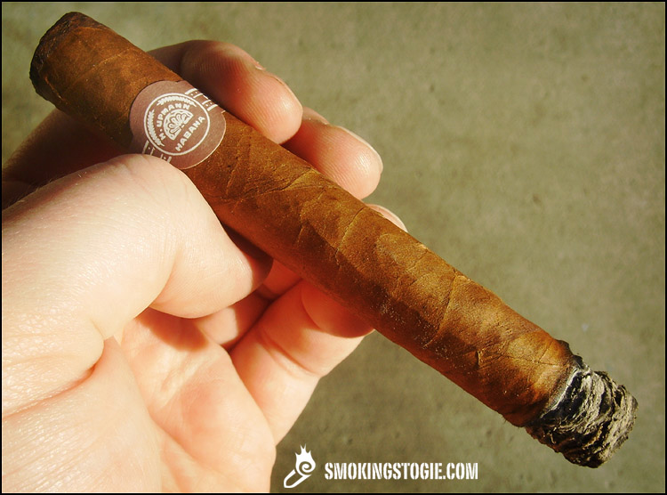 H. Upmann Coronas Major (2005)2.png H. Upmann Coronas Major (2005)2.png