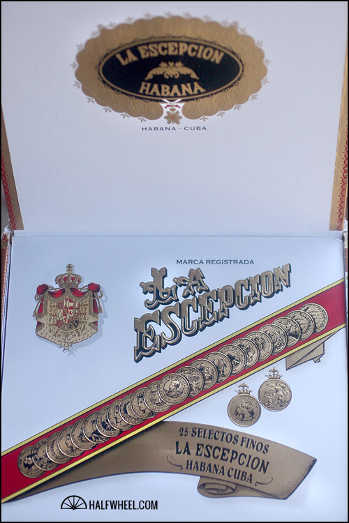 La Escepción Selectos Finos (ER Italy 2011) Box 2.jpg La Escepción Selectos Finos ER 意大利 2011 Box 2