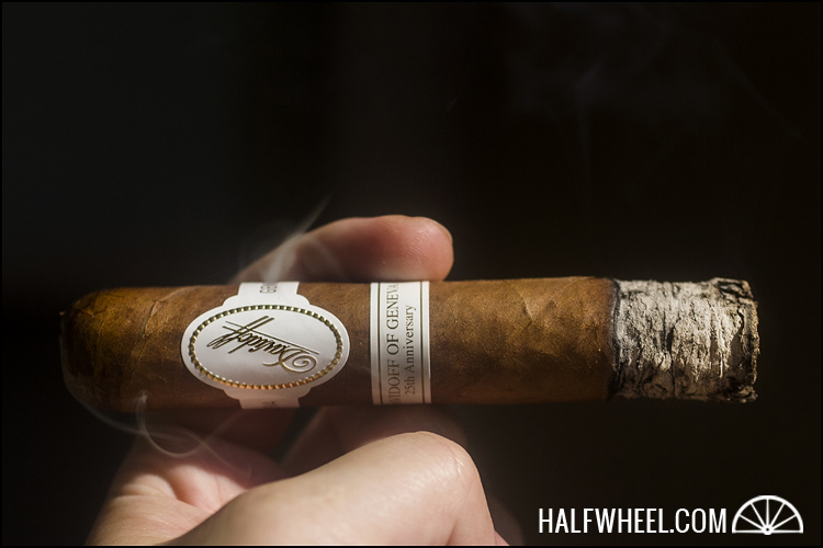 大卫杜夫日内瓦25周年雪茄 - DAVIDOFF OF GENEVA 25TH ANNIVERSARY (PRERELE
