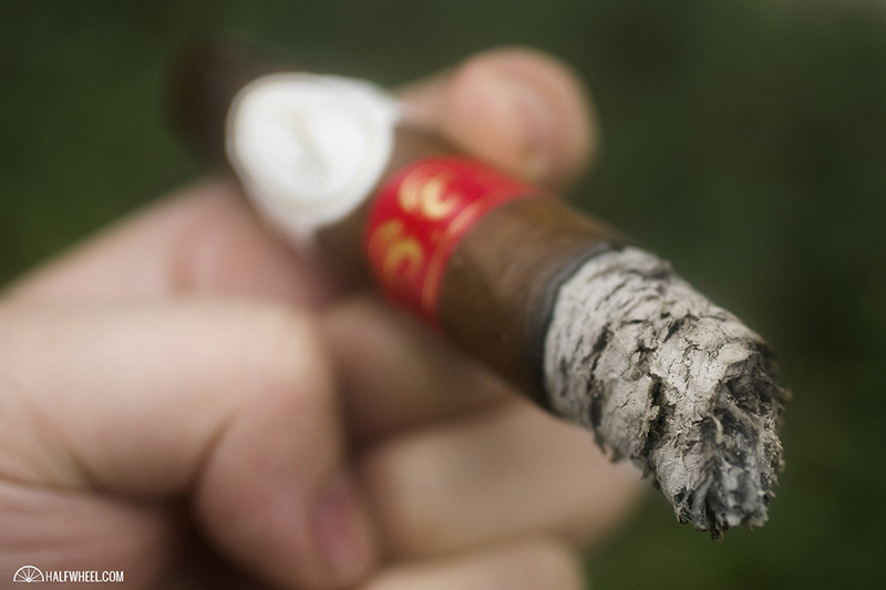 大卫杜夫限量版 2015 羊年 3.jpg 大卫杜夫限量版2015年羊年雪茄 - DAVIDOFF LIMITED EDITION 2015 YEAR OF THE S