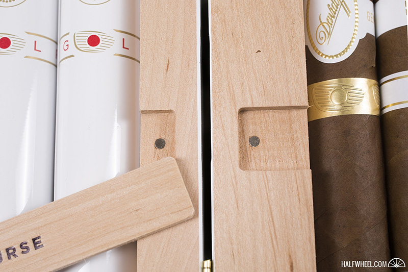 大卫杜夫2015限量大师版公牛雪茄 - DAVIDOFF LIMITED MASTERS EDITION 2015