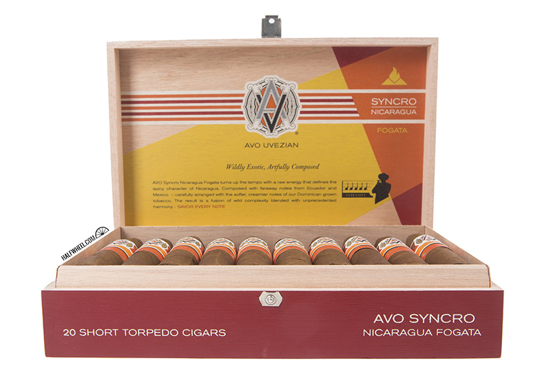 AVO尼加拉瓜短鱼雷雪茄 - AVO SYNCRO NICARAGUA FOGATA SHORT TORPEDO