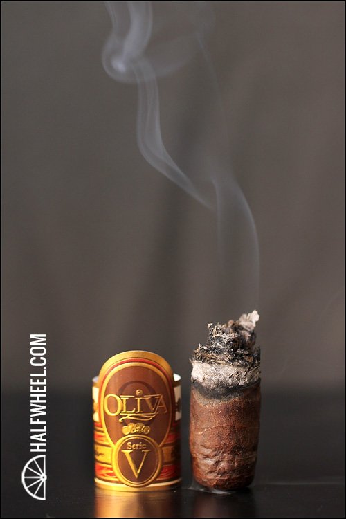 Oliva Serie V Maduro Especial 2012 4.jpg 奥利瓦V系列马杜罗特别2012 - OLIVA SERIE V MADURO ESPECIAL 2012