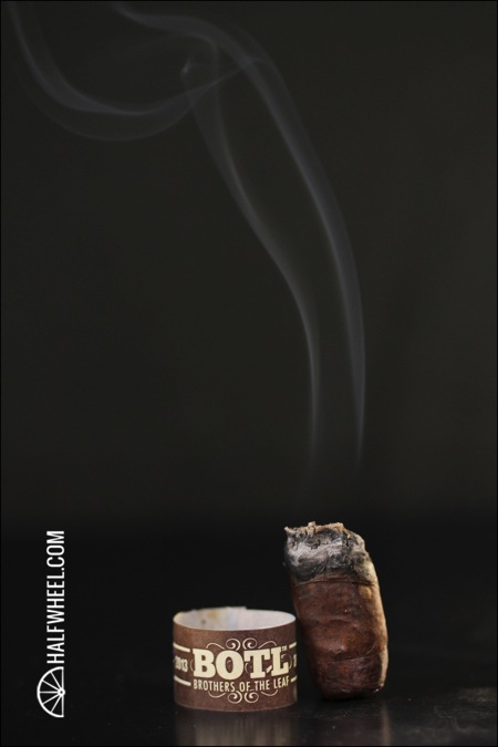 Drew Estate BOTL.org 2013 Corona 4.jpg DREW ESTATE BOTL.ORG 2013 CORONA 雪茄