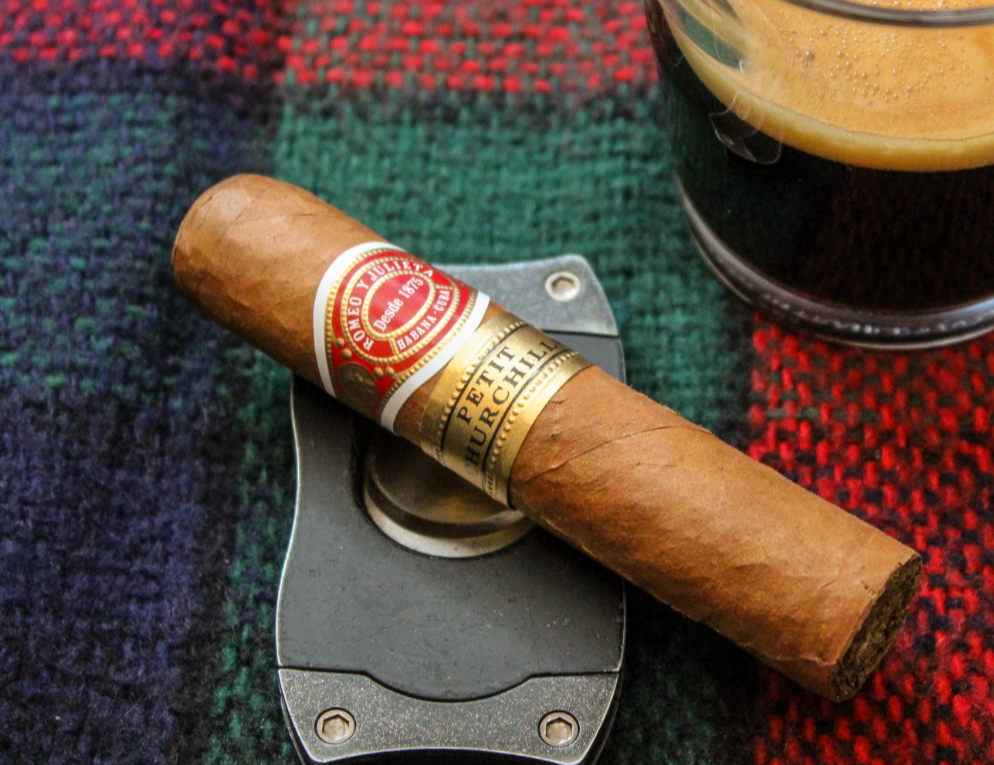 罗密欧小丘吉尔雪茄（Romeo y Julieta Petit Churchills）