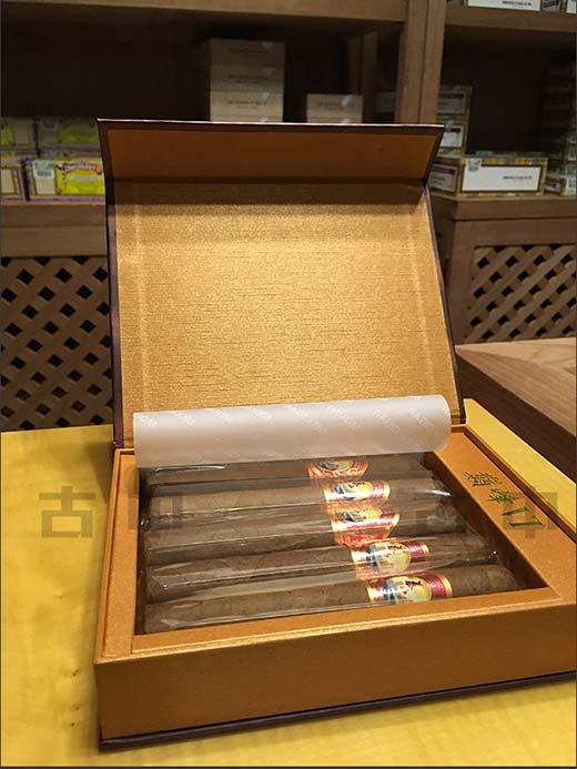  泰山巅峰6号哪里有卖的		泰山雪茄多少钱一盒		泰山新品多少钱一盒 泰山巅峰6号多少钱		泰山雪茄巅峰6		泰山巅峰2号 泰山巅峰六号		泰山巅峰5号图片		泰山雪茄巅峰6  1 2 3 4 5 6 7 8 下一页>